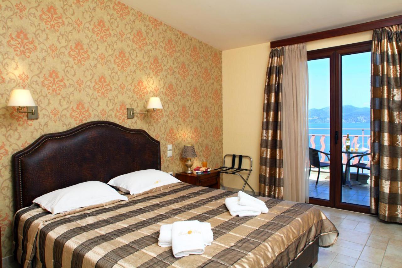 Hotel Tesoro Никиана Экстерьер фото