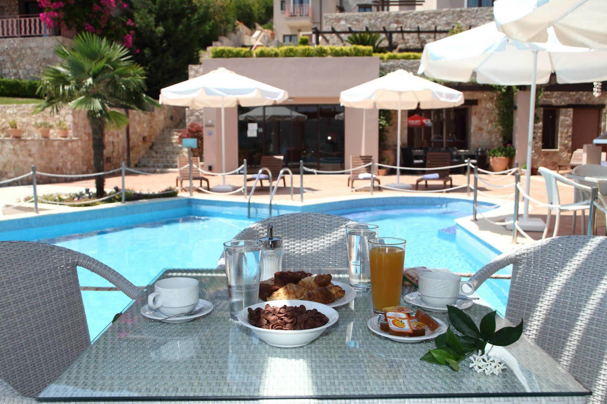 Hotel Tesoro Никиана Экстерьер фото